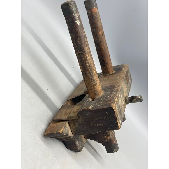 antique wood working tool plane g mills brass fittings stamped 8x9x4" READ - Picture 3 of 8